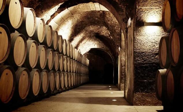 西班牙里奥哈产区获得611万欧资金援助，处理葡萄酒库存过剩