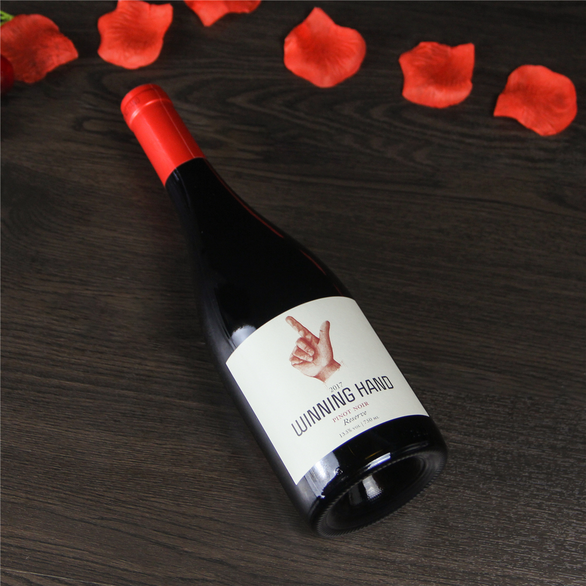 智利库里科谷凯旋之手珍藏黑皮诺干红葡萄酒红酒