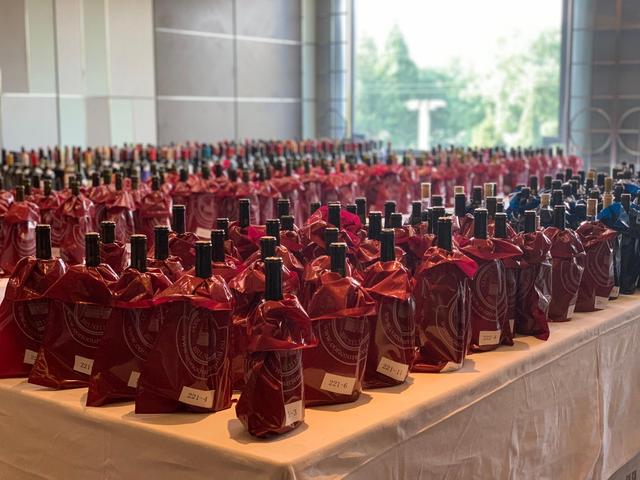 宁夏贺兰山东麓国际葡萄酒博览会葡萄酒评选活动开评