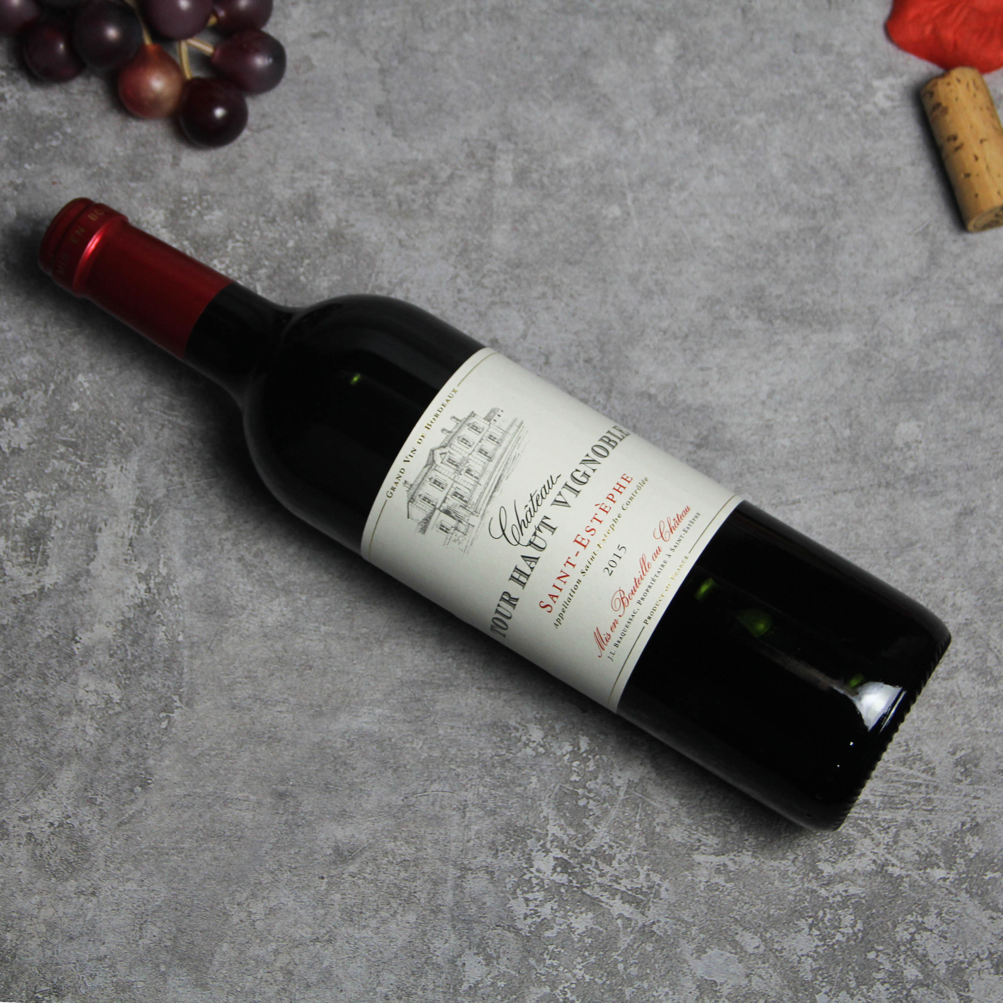 法国圣爱斯泰夫图尔城堡红葡萄酒2015