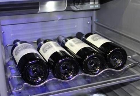 红酒喝前可以放冰箱吗？