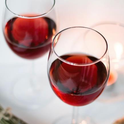 红酒甜红和干红有什么区别？