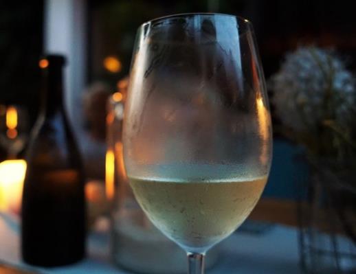 冰白葡萄酒可以存放多久？