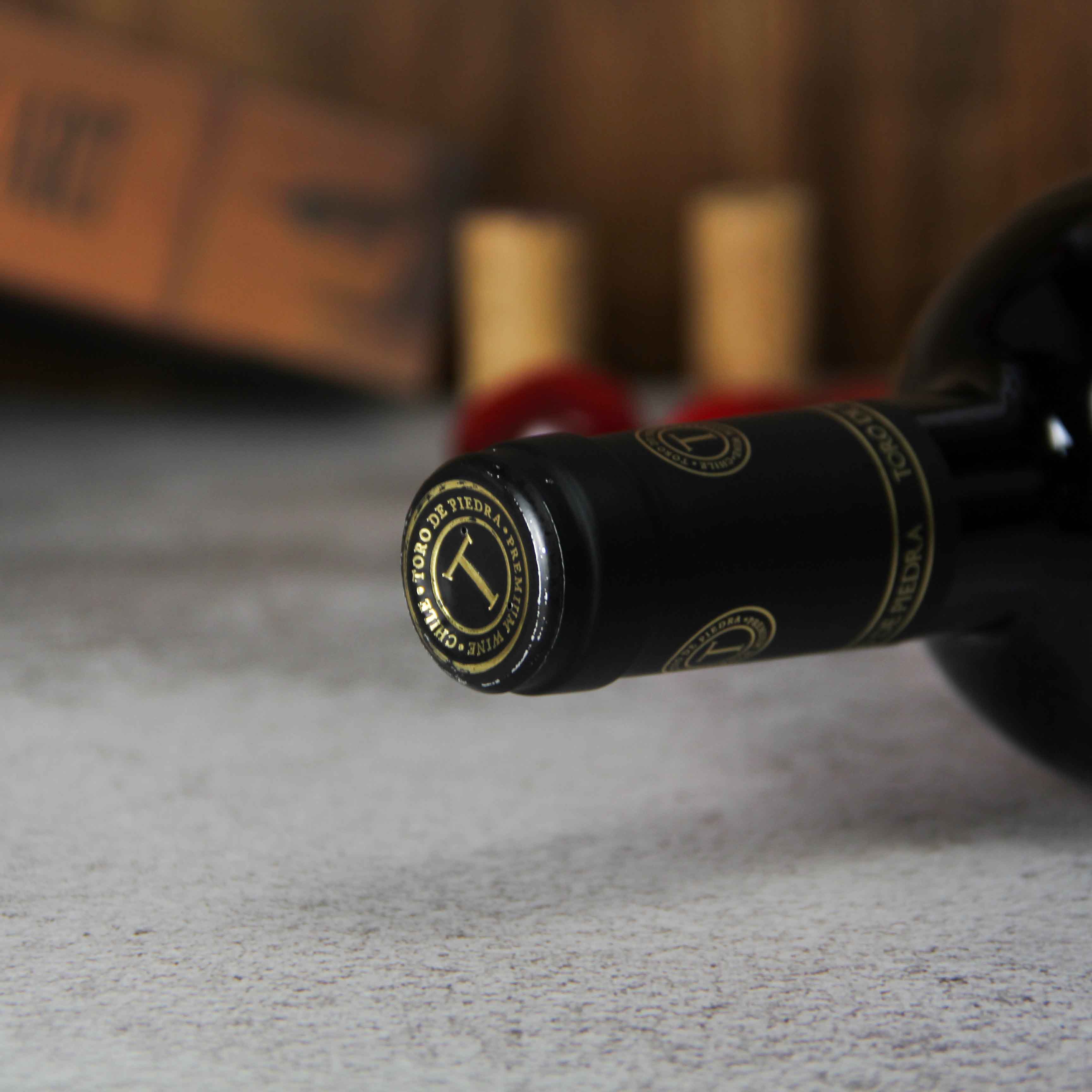智利巨石牛特级珍藏小维尔多赤霞珠干红葡萄酒红酒
