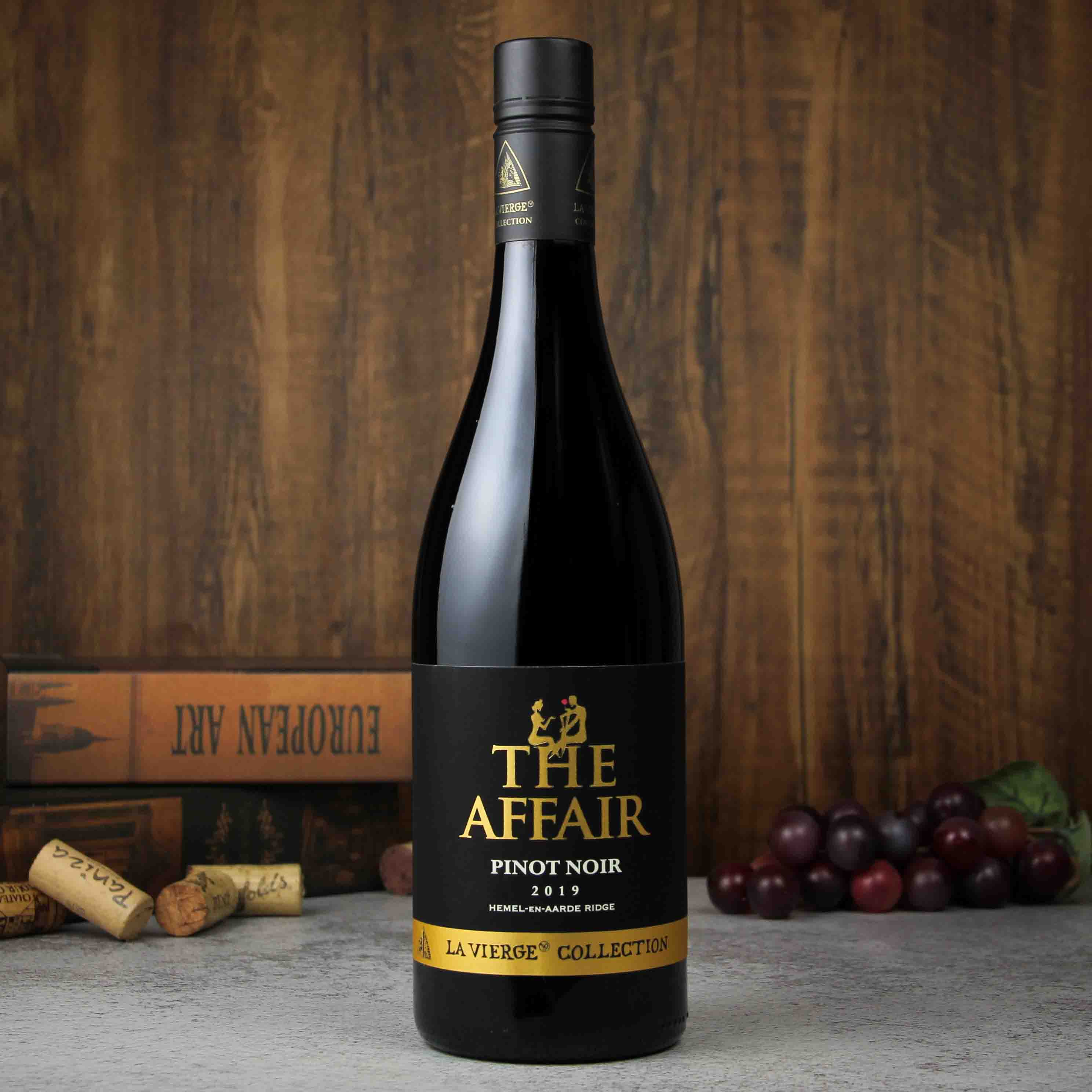 南非拉维热-艾弗爱尔黑皮诺红葡萄酒