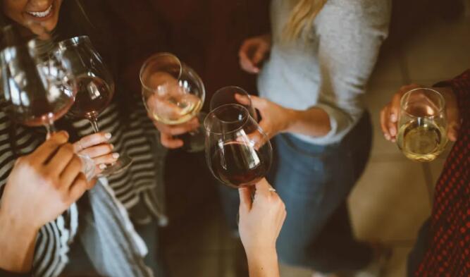 美国葡萄酒2021年销量将下降0.5%