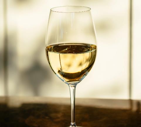 甜白葡萄酒能放多久？