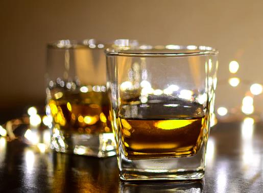 波本威士忌和苏格兰威士忌的区别？