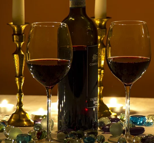 你会品陈年葡萄酒吗？