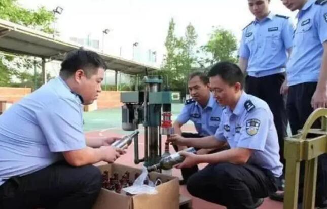 广西警方查获11万瓶假冒酒，涉及多个知名品牌