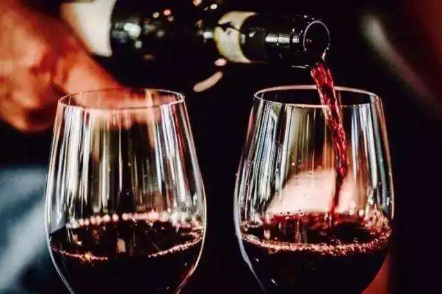 葡萄酒改用螺旋瓶盖的原因是什么