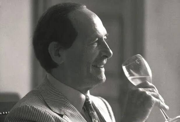 法国泰亭哲香槟酒庄庄主逝世，享年94岁