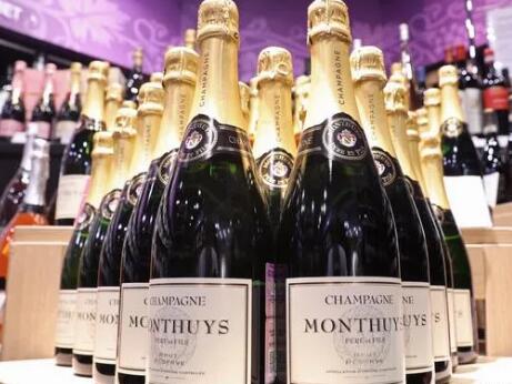 法国香槟在俄罗斯只能叫起泡酒