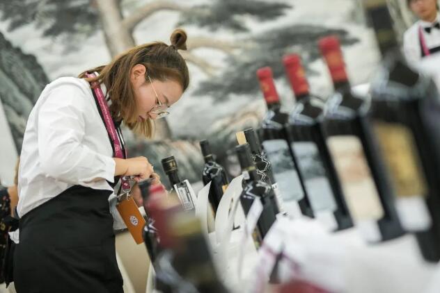 银川市规划建设10个以上高端引领类葡萄酒产业重点项目