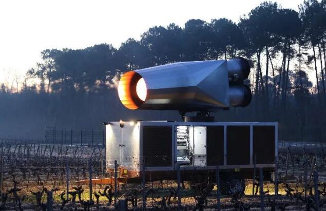 波尔多企业家推出移动式热风炮，应对葡萄园霜冻