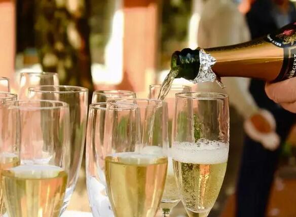 法国香槟协会发布2021年香槟市场统计报告