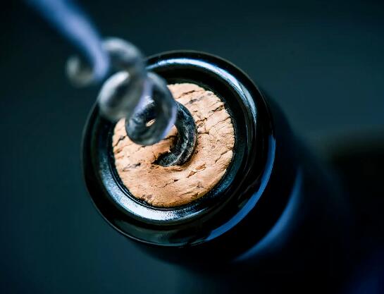 最新调查：41%中国大陆消费者每周至少喝一次葡萄酒