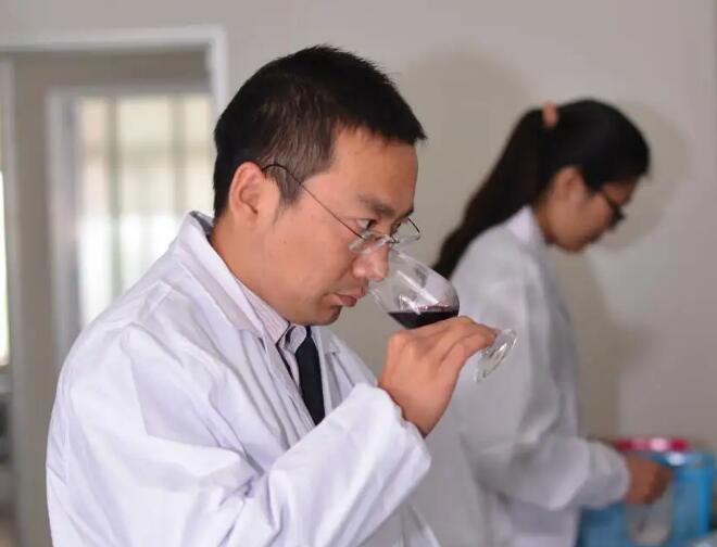 宁夏加快建设国家葡萄酒产品质量检验检测中心
