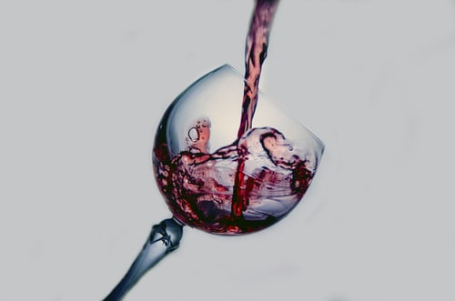 葡萄酒中酒精在味蕾上有什么体现？