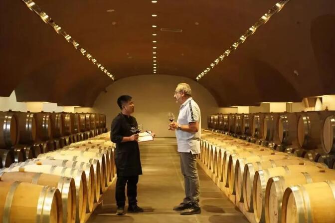 美贺庄园入选年度十大中国精品葡萄酒品牌