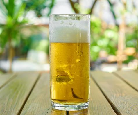 啤酒过期10多天能喝吗？