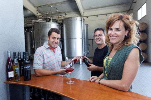 奥萨德Bodega Ozalder酒庄—为整个西班牙生产葡萄藤经验丰富的家族