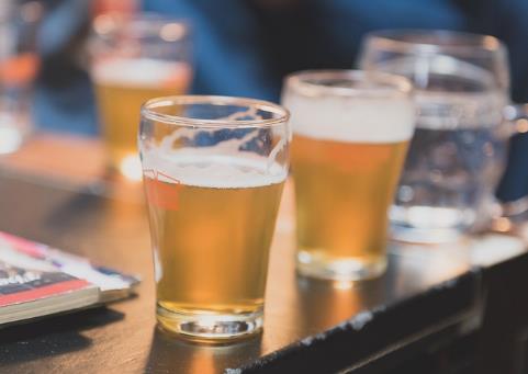 无醇啤酒有酒精吗？