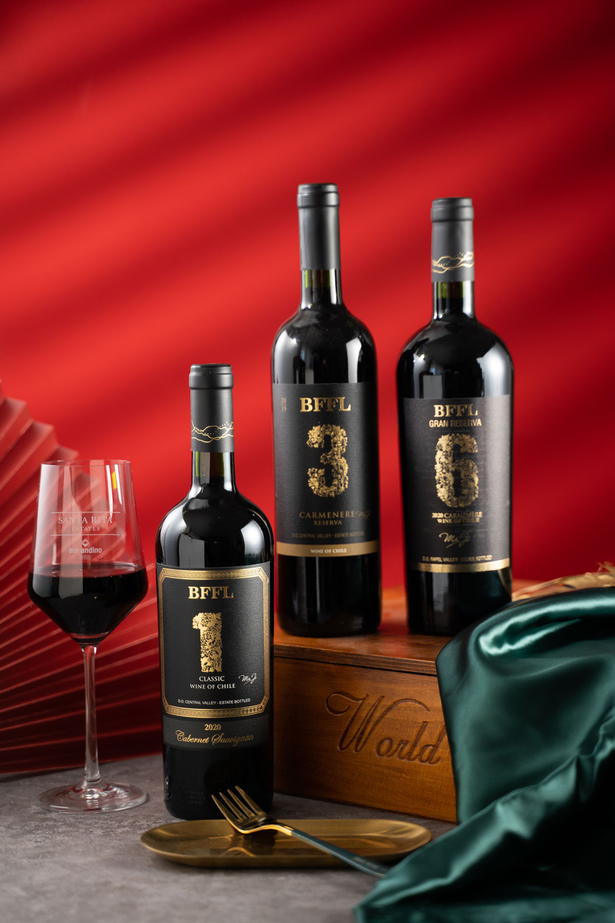 巴菲洛6号特级珍藏佳美娜在第十六届G100国际葡萄酒及烈酒评选赛中以94分最高分荣获大金奖