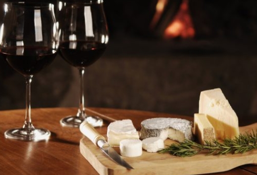 葡萄酒和奶酪有助于对抗痴呆症
